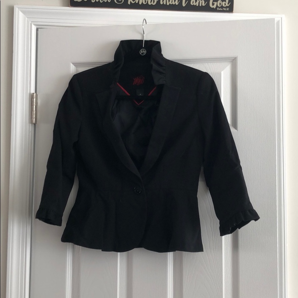 WHBM Ruffle Sleeve Cropped Blazer